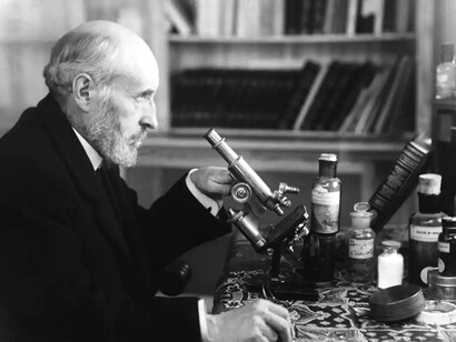 Santiago Ramón y Cajal, médico y científico español, especializado en histología y anatomía patológica