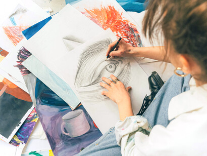 Pintura y arte: a lo largo de la historia los humanos hemos buscado manifestar nuestra luz fuera a través de un diseño