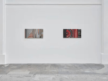 Luchita Hurtado, Yo soy (I am), exhibition view. Courtesy of Hauser & Wirth Gallery