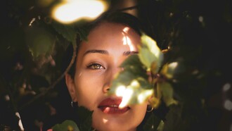 A vida recomeça quando há o poder da ação, o movimento emana contornos que nos poderão ser úteis, afáveis e acolher nosso próximo passo