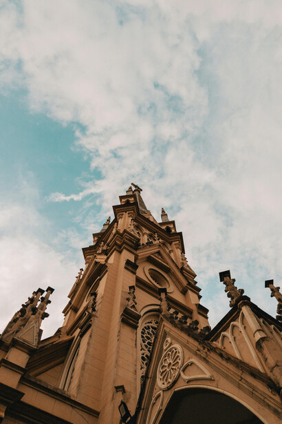 Reflita sobre o significado do desenvolvimento e seus impactos em diversas esferas da vida
