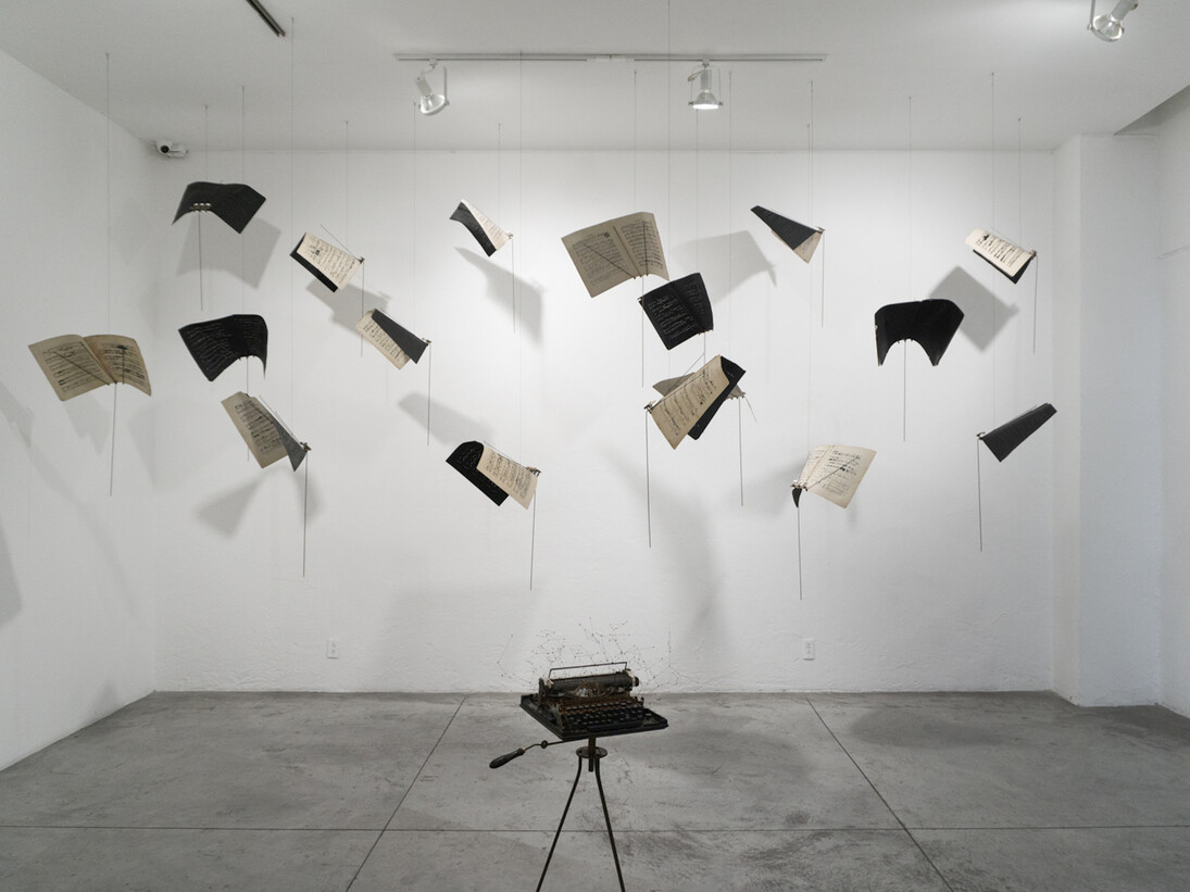 Uni-Verses, Exhibition view. Courtesy of Arróniz Arte Contemporáneo