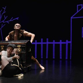 Pierre et le loup. Avec l'aimable autorisation du Les Théâ Tres