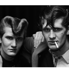 Chris Steele-Perkins, Brothers, Red Deer, Croydon, 1976 © Chris Steele Perkins / Magnum Photos