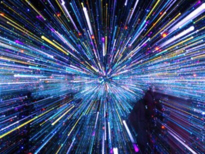 Esto llevó a varios científicos a especular que la gravedad podría comportarse de manera similar, aunque no fue hasta la relatividad general que se estableció con rigor