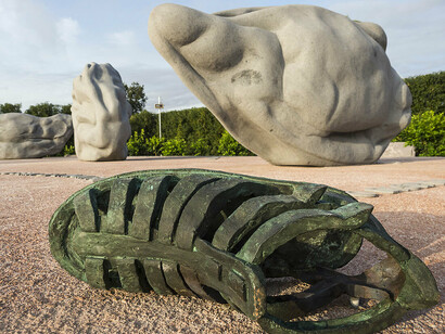 Emilio Isgrò, The Dream of Parmenides 