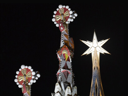 Detalle de las torres del Templo Expiatorio de la Sagrada Familia