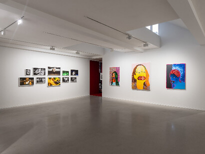 Various artists, Nowhere but the night, exhibition view. Courtesy of Galerie Ron Mandos