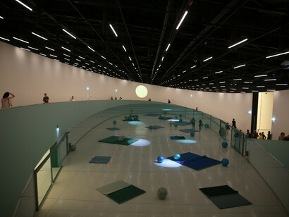 O MAAT reflete sobre a cultura contemporânea através de uma combinação de artes visuais e mídia, arquitetura e cidade, tecnologia e ciência, sociedade e pensamento