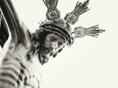 : L'augmentation rapide de la population musulmane en Europe pose des défis en matière d'intégration et de préservation de la culture judéo-chrétienne. Les questions liées aux traditions religieuses, aux pratiques alimentaires et à la ségrégation entre les sexes suscitent des inquiétudes et alimentent les tensions sociales.