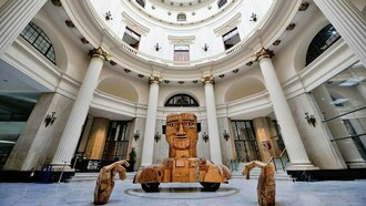 Sala do VII Festival Internacional de Teatro do Oprimido, no CCBB Rio de Janeiro. Já visitei esse lugar várias vezes e, sinceramente, nunca me canso. Toda vez que entro naquele prédio histórico, sou tomado por uma mistura de admiração, curiosidade e encantamento. Não importa se é a sua primeira ou décima visita: o CCBB sempre surpreende