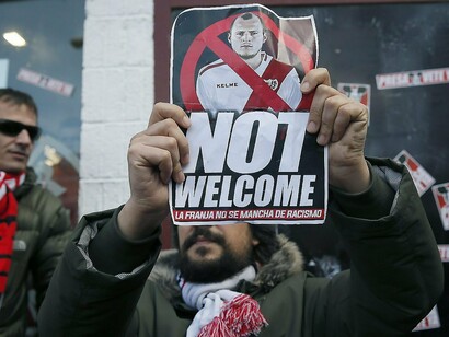 La afición del Rayo se ha manifestado en contra de la llegada del futbolista ucraniano