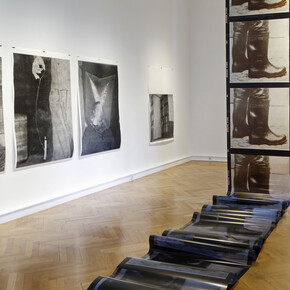 Verschiedene künstler, Some secrets on photography. Was sie noch nicht über die foto­grafie wussten, ausstellungsansicht. Mit freundlicher genehmigung von Francisco Carolinum Linz