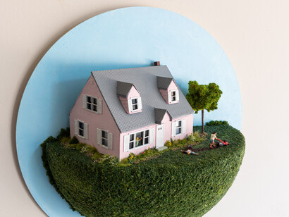 Abigail Goldman, A little Trim hires, 2024. Courtesy of Hashimoto Contemporary Gallery