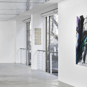 Georg Herold f., ausstellungsansicht. Mit freundlicher genehmigung von Capitain Petzel