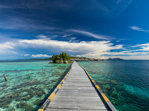Nelle profondità del proprio essere null’altro che quella solitudine e quel silenzio