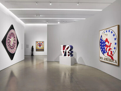 Robert Indiana, The American dream, exhibition view. Courtesy of Pace Gallery