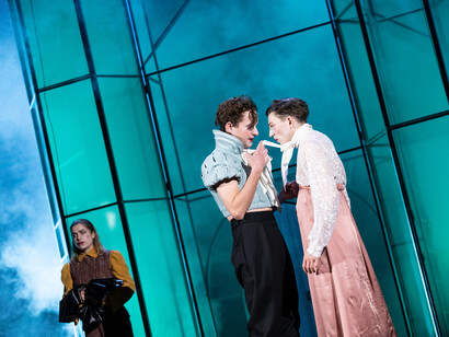 Das Käthchen von Heilbronn. Courtesy of Residenztheater
