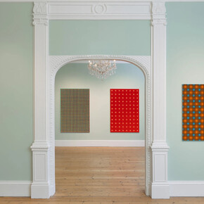 Peter Schuyff, A great sufficiency, veduta della mostra. Cortesia di Galleria Massimo De Carlo