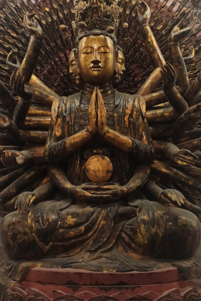 Photo by Daniel Gauss from the Vietnam National Museum of Fine Arts, Hanoi, The Thousand-Armed and Thousand-Eyed Avalokiteshvara, But Thap Pagoda, Bac Ninh province, 1656 