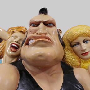 Pilar Albarracín, Mr Muscle (detail), 2015, Interactive installation – Mixed media, 89 x 70 7/8 x 33 1/8 in. Courtesy Galerie GP & N Vallois, Paris