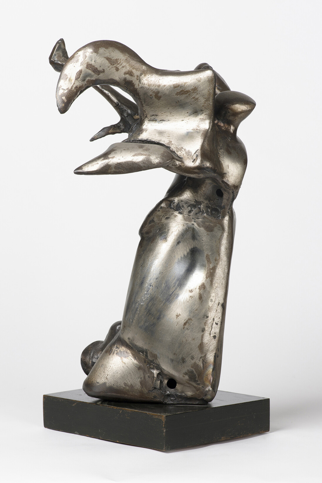 Richard Hunt, Small Hybrid, 1964. Collection Museum of Contemporary Art Chicago, Gift of Mr. and Mrs. Morton A. Sterling. © 1964 Richard Hunt. Photo: Nathan Keay, © Museum of Contemporary Art Chicago.