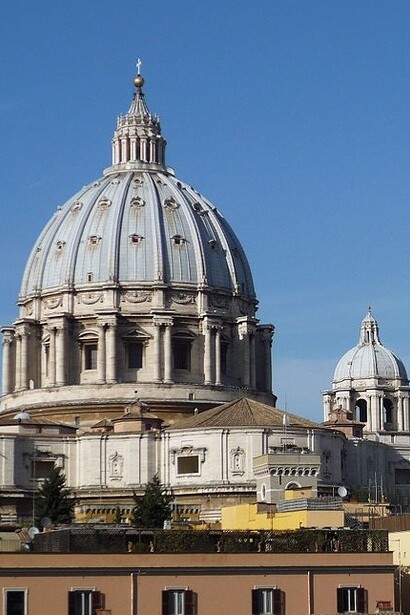 Il Vaticano, cuore pulsante della Chiesa Cattolica, è simbolo di spiritualità universale, arte e storia, rappresentando un punto di riferimento per miliardi di fedeli in tutto il mondo