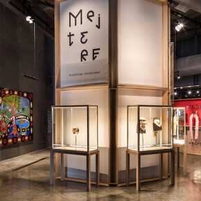Mejtere, histórias recontadas, vista da exposição. Cortesia do Museu Paranaense