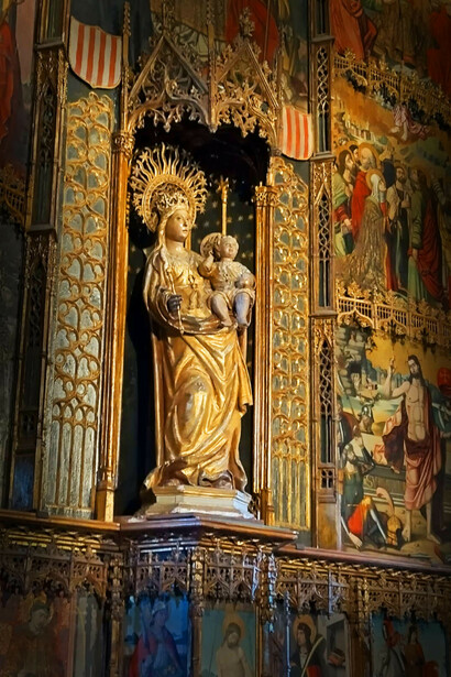 Chiesa di Santa Maria del Regno, Ardara, Sardegna, Italia. Retablo Maggiore, particolare della scultura raffigurante la Madonna, XVI secolo © Roberto Luciani