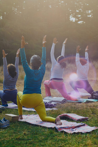 Lezione di Yoga: L'insegnante dovrebbe sempre indicare più di una variazione per ciascun asana, soprattutto per le posizioni più complesse