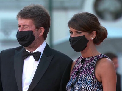 Il ministro dei Beni Culturali Dario Franceschini con la moglie