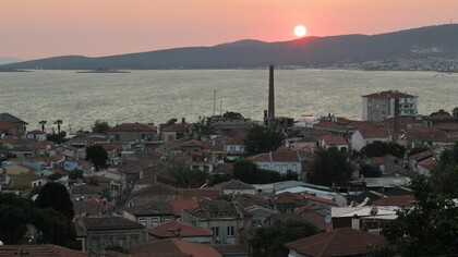 Ayvalik, Turquía. Vista del pueblo al atardecer. Foto: Sabrina Guitart
