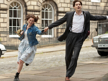 Conheça a trajetória de Emma e Dexter em Um Dia, dois personagens que nos ensinam sobre amor, coragem e perdão. Filme digirido por Lone Scherfig