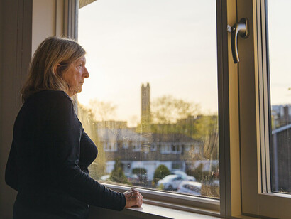 Es cierto que en algunos momentos es bueno y deseado tener unos momentos de soledad, pero no así el aislamiento social