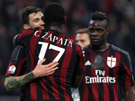Romagnoli festeggia dopo il gol con Zapata