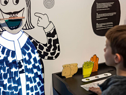 Microbiote. Courtesy of Cité des Sciences et de l'Industrie