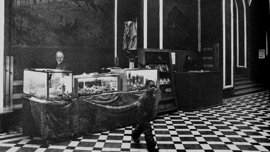 Olga Chernysheva, Untitled, From a series Cactus Seller, Barite print, 2009, Courtesy Diehl, Berlin/Pace, London/GRAD