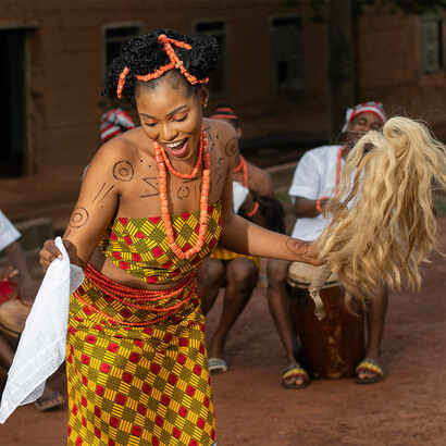 Dança típica. Além da Marrabenta, Moçambique é palco de uma variedade de danças regionais