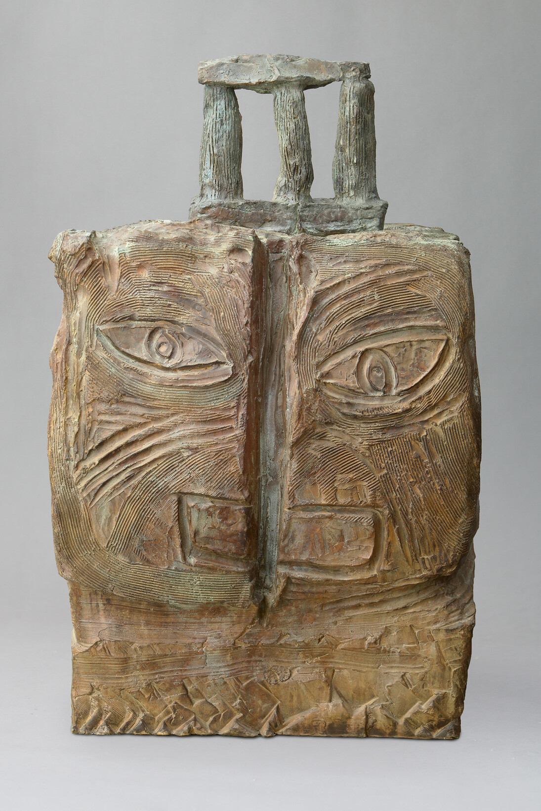 Marco Del Re, Assyrien moderne, 2009, Bronze, 110 x 70 x 63 cm © Galerie Maeght, Paris