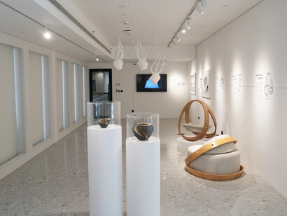 Various artists, Van Cleef and Arpels by Tashkeel. A decade of design, exhibition view. Courtesy of Tashkeel
