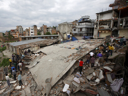 El seísimo ha acabado con casas, calles y carreteras nepalíes