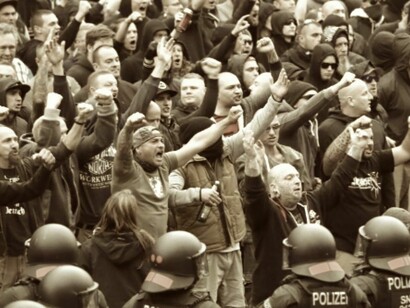 Miembros de la extrema derecha alemana en la ciudad de Chemnitz