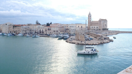 Trani vista dal mare