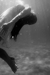 Les expériences de mort imminente. Pour beaucoup, cette expérience transcende les frontières de la réalité quotidienne