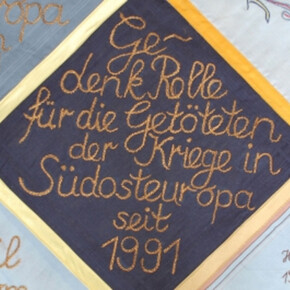 1000 Handkerchiefs to Never Forget. Courtesy of Museum Europäischer Kulturen