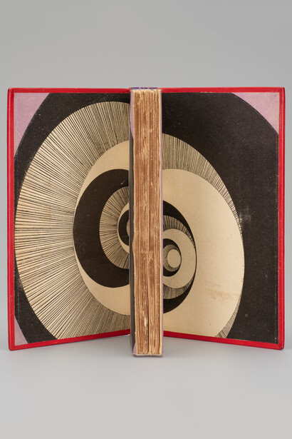 Mary Reynolds, Loin de ueil (The skin of dreams), published 1944, bound 1945–1950. Courtesy of the Art Institute of Chicago