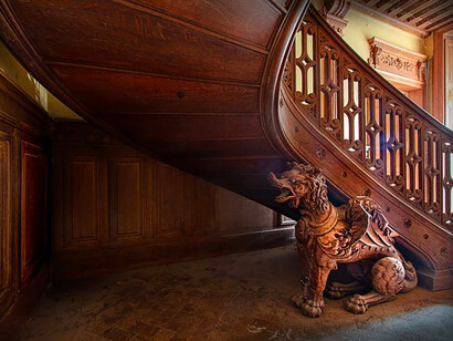Grand escalier de la la résidence Gryffondor
