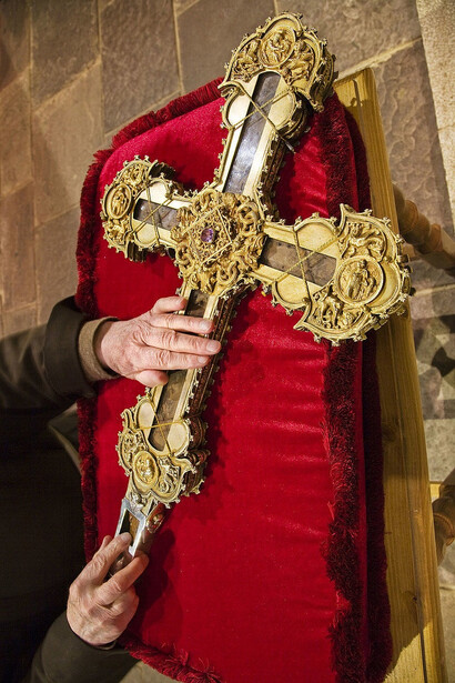 Reliquiar des heiligen Kreuzes aus dem Kloster "Santo Toribio de Liebana" im nordspanischen Katabrien