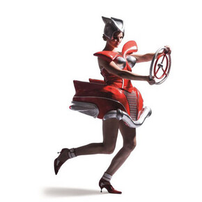 WOW-Fashion! Courtesy of Erarta Museum