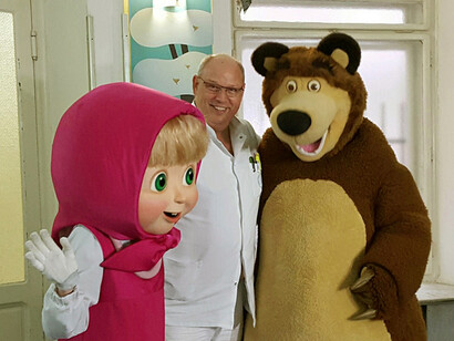 MD Barčot's formula how to be closer to chi ldren, Always smiling and never grow up
